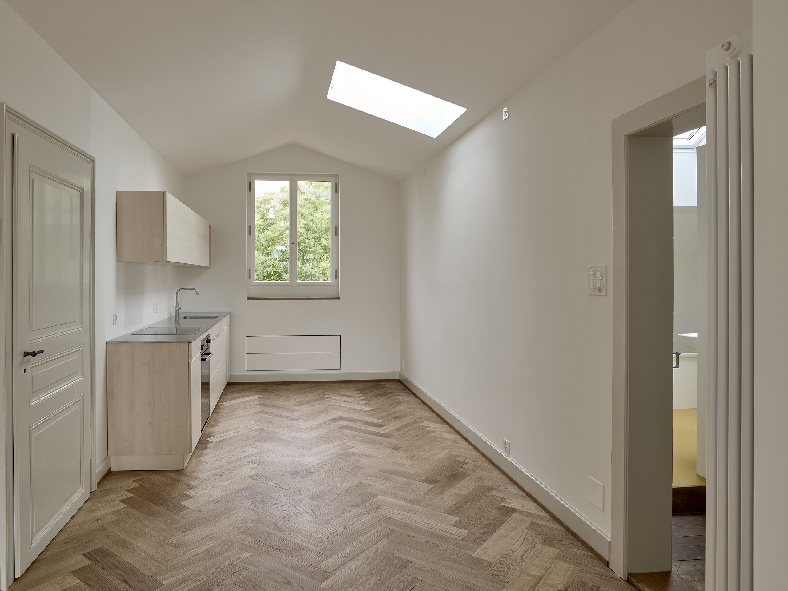 E19707 Alpa 089842 SCREEN